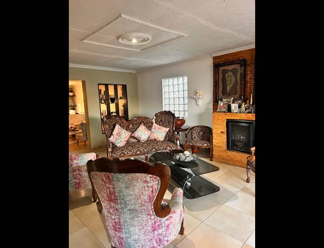3 BEDROOM HOUSE FOR SALE IN EERSTERUST